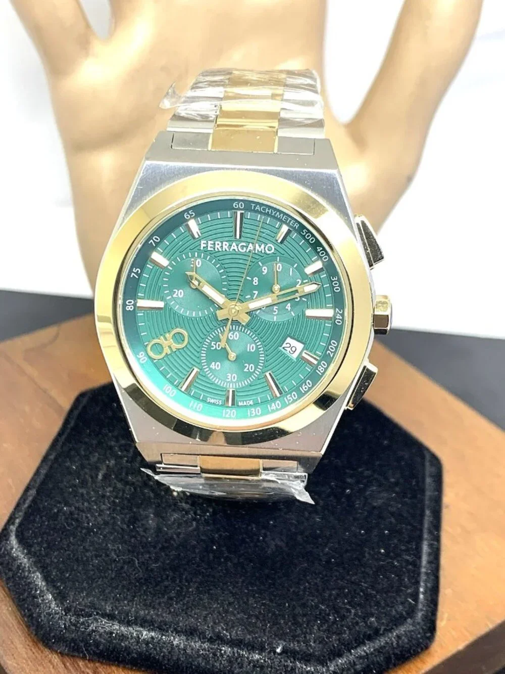 Salvatore Ferragamo F-80 Men's Watch Swiss Quartz Chronograph Green Dial Steel
